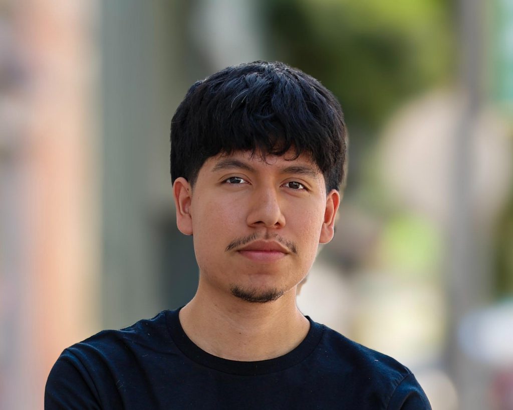 Headshot of David Guzman